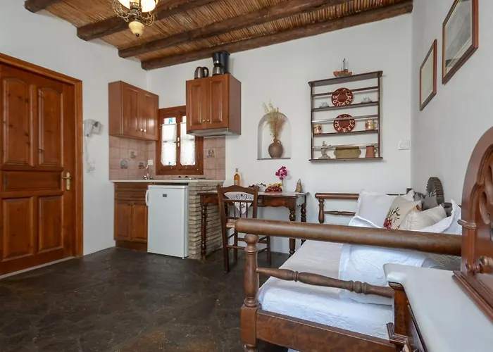 Naxos Filoxenia Апарт-отель 3*