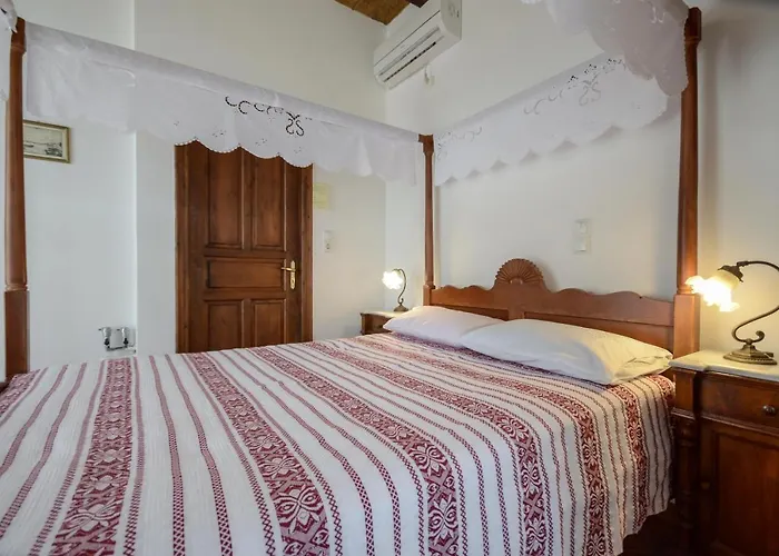 Naxos Filoxenia Апарт-отель Галини