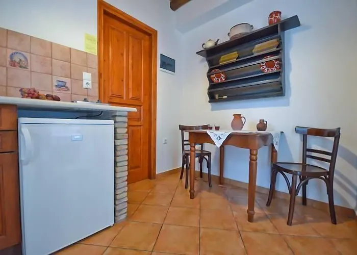 Naxos Filoxenia Апарт-отель Галини