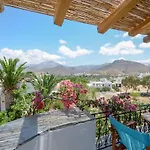 Naxos Filoxenia 3*