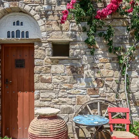 Апарт-отель Naxos Filoxenia