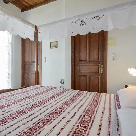 Naxos Filoxenia Апарт-отель 3*