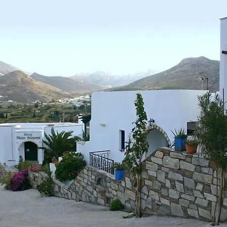 Naxos Filoxenia Aparthotel 3*