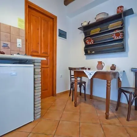 Naxos Filoxenia Апарт-отель Галини