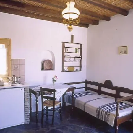 Naxos Filoxenia Aparthotel Galini (Naxos)